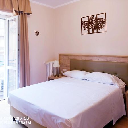 Guesthouse Central Station Group - Via Ponte Seveso 18 มิลาน ภายนอก รูปภาพ
