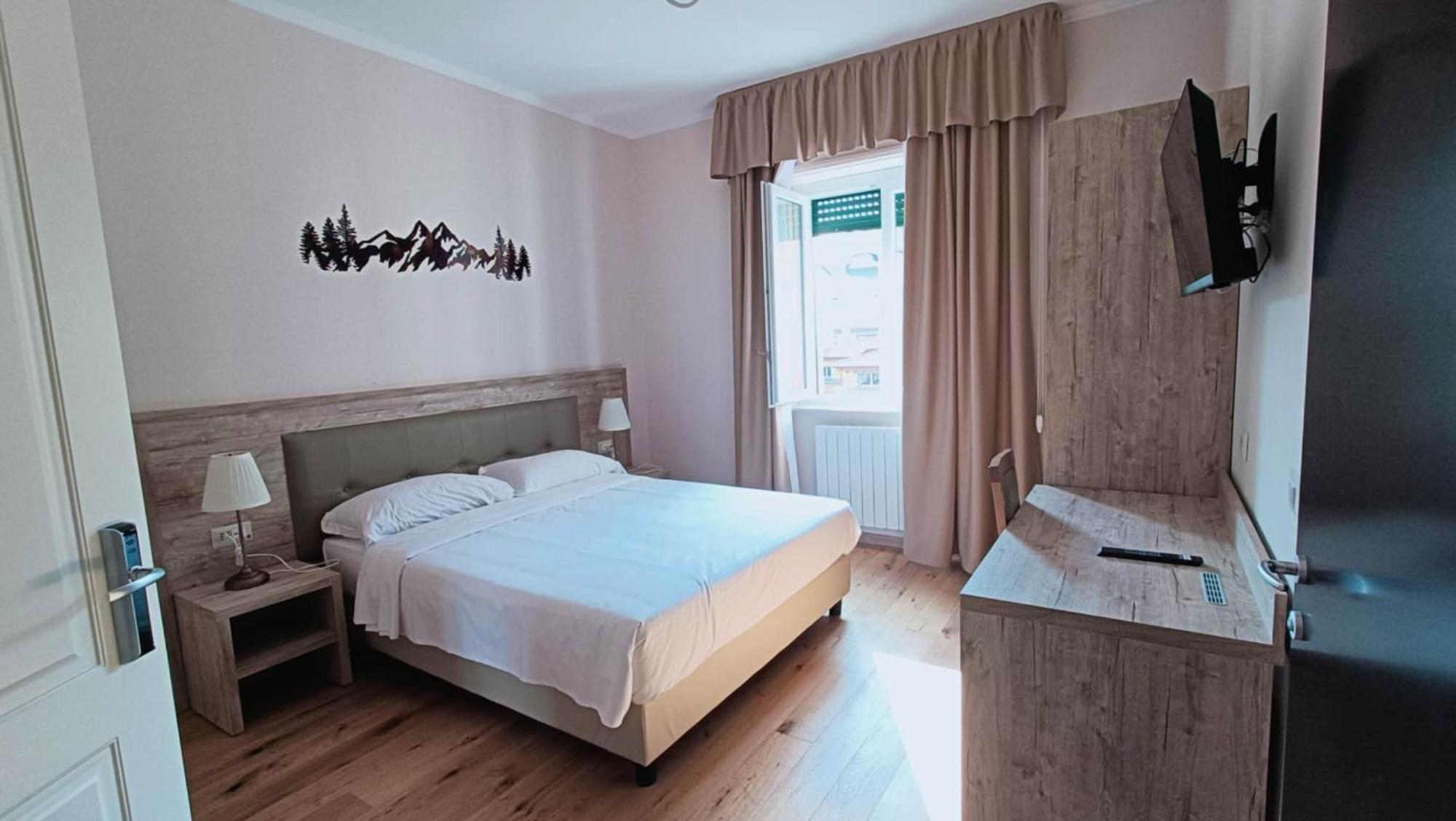 Guesthouse Central Station Group - Via Ponte Seveso 18 มิลาน ภายนอก รูปภาพ